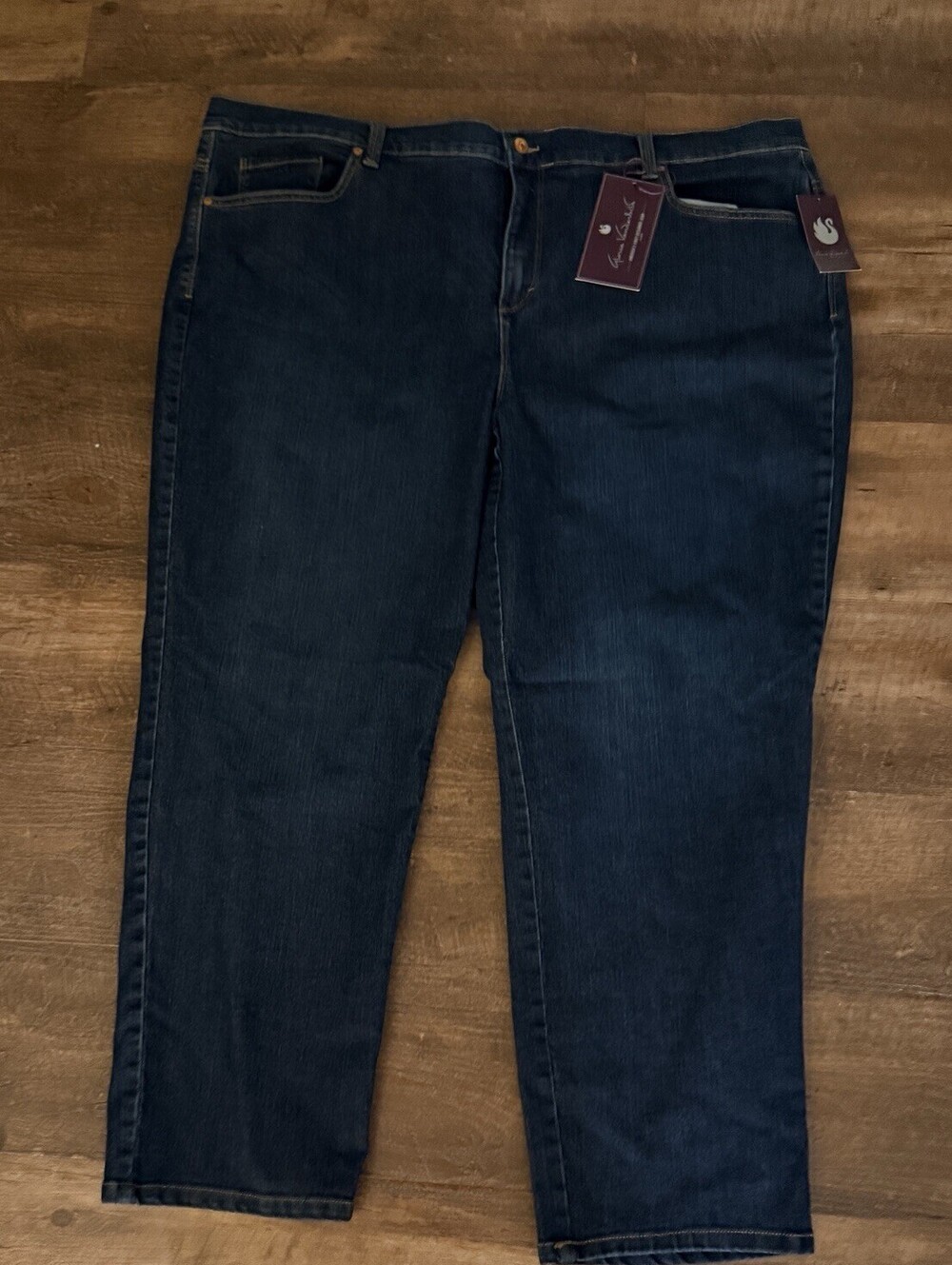 NWT Gloria Vanderbilt Amanda Jeans 22W Short LGVB2692 Madison Blue Plus Stretch